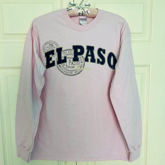 EL PASO, TEXAS Pink Long Sleeve Graphic T-Shirt-Size M - Picture 1 of 8